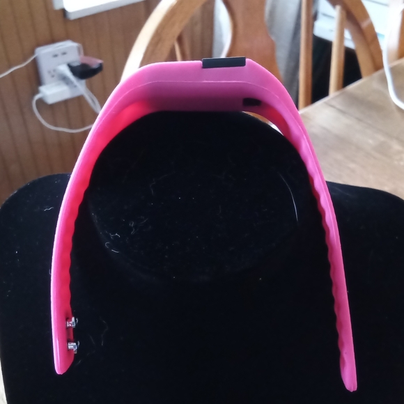 Tracker Watch - Picture 3 of 4